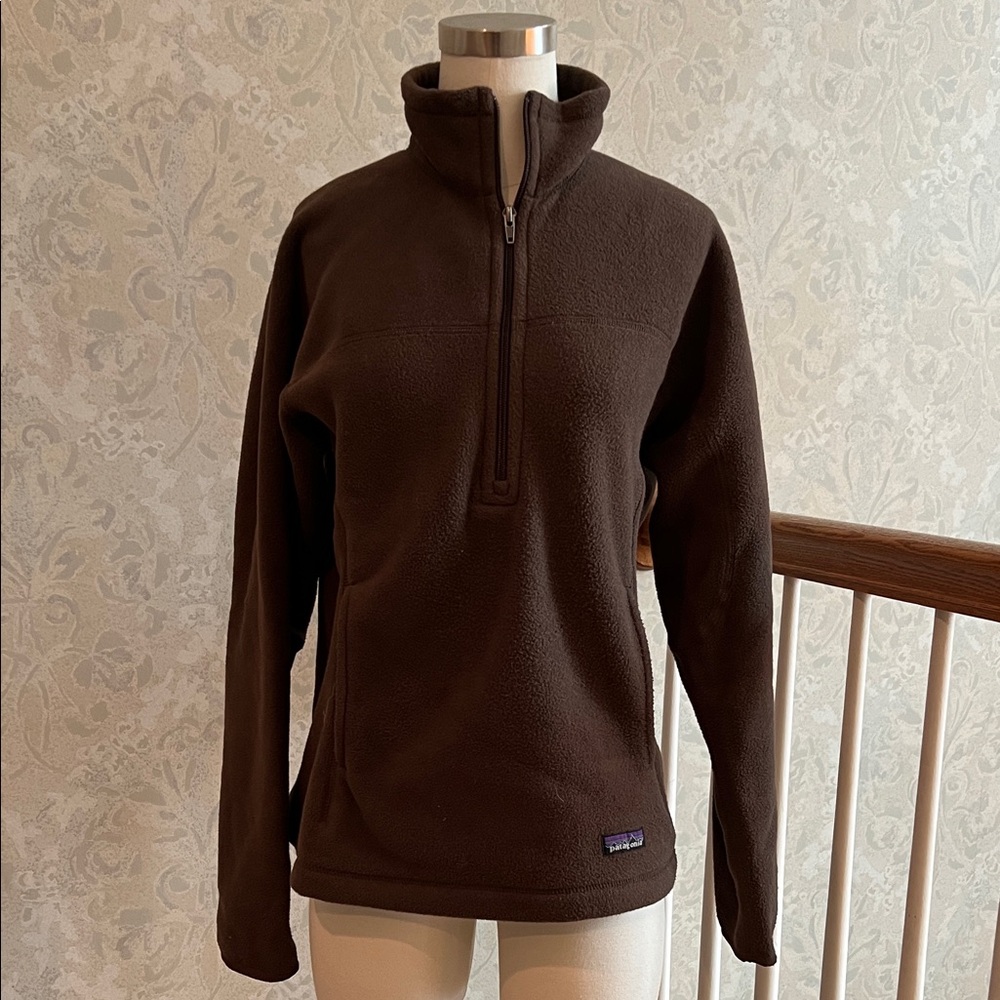 Patagonia Dark Brown Half-Zip Fleece